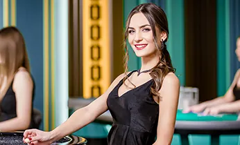 Giải đấu eSports với các đội tuyển đang thi đấu